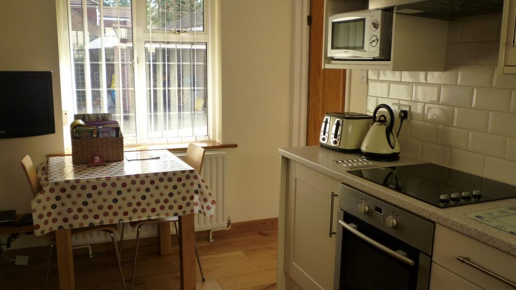 Hopewell Self-Catering Apartment Грейвсенд Екстериор снимка