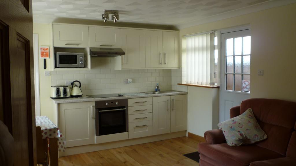 Hopewell Self-Catering Apartment Грейвсенд Екстериор снимка