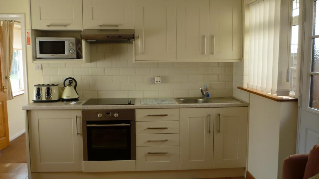 Hopewell Self-Catering Apartment Грейвсенд Екстериор снимка