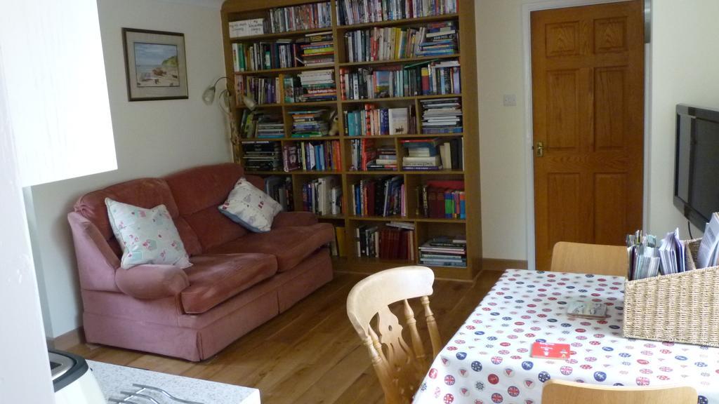 Hopewell Self-Catering Apartment Грейвсенд Екстериор снимка